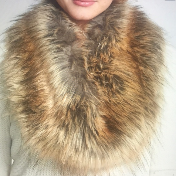 Express Accessories - Faux fur infinity scarf